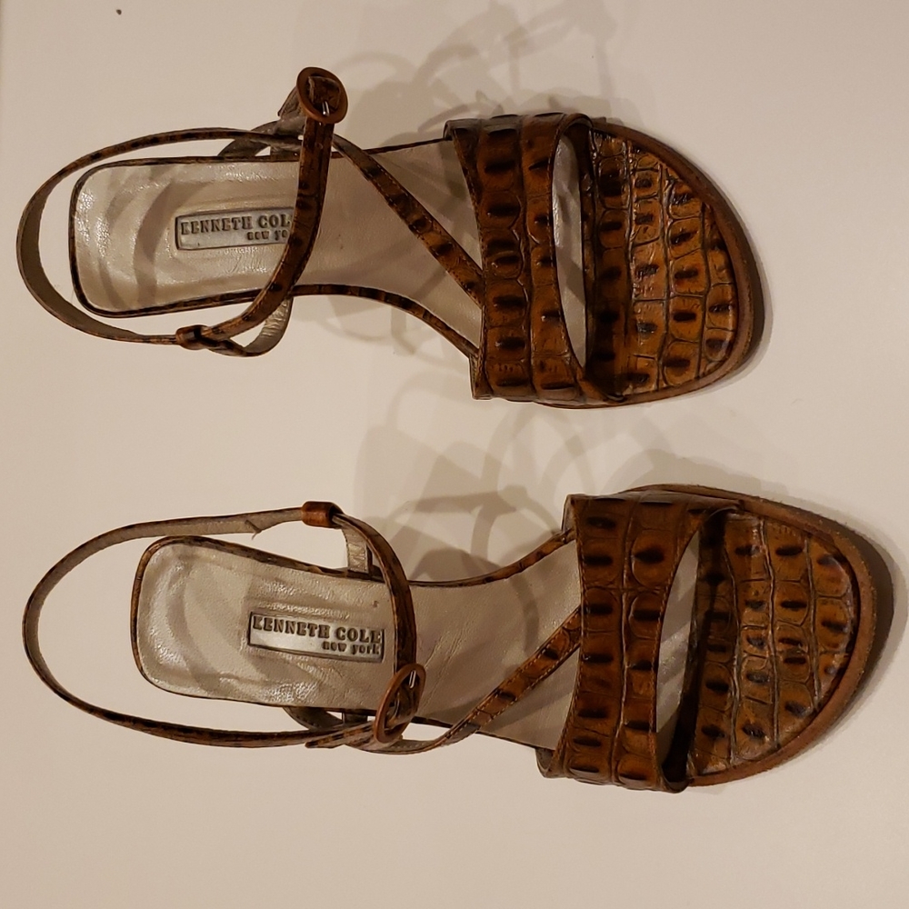 Kenneth Cole New York animal print strappy heels, size 7M.